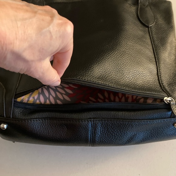 Lodis Black Leather Purse, Shoulder bag, Floral lining - Picture 6 of 16